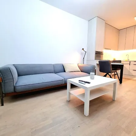 Metropolis Prime With Free Parking